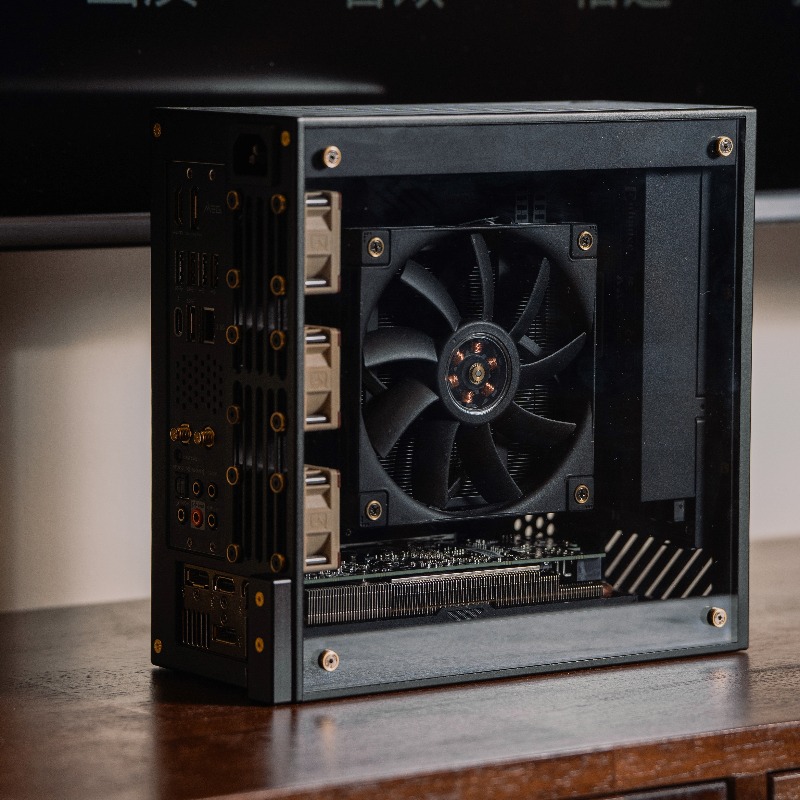 Sff Mini Itx Cnc Aluminum Chassis - LP P6 ITX Kasa Alüminyum CNC