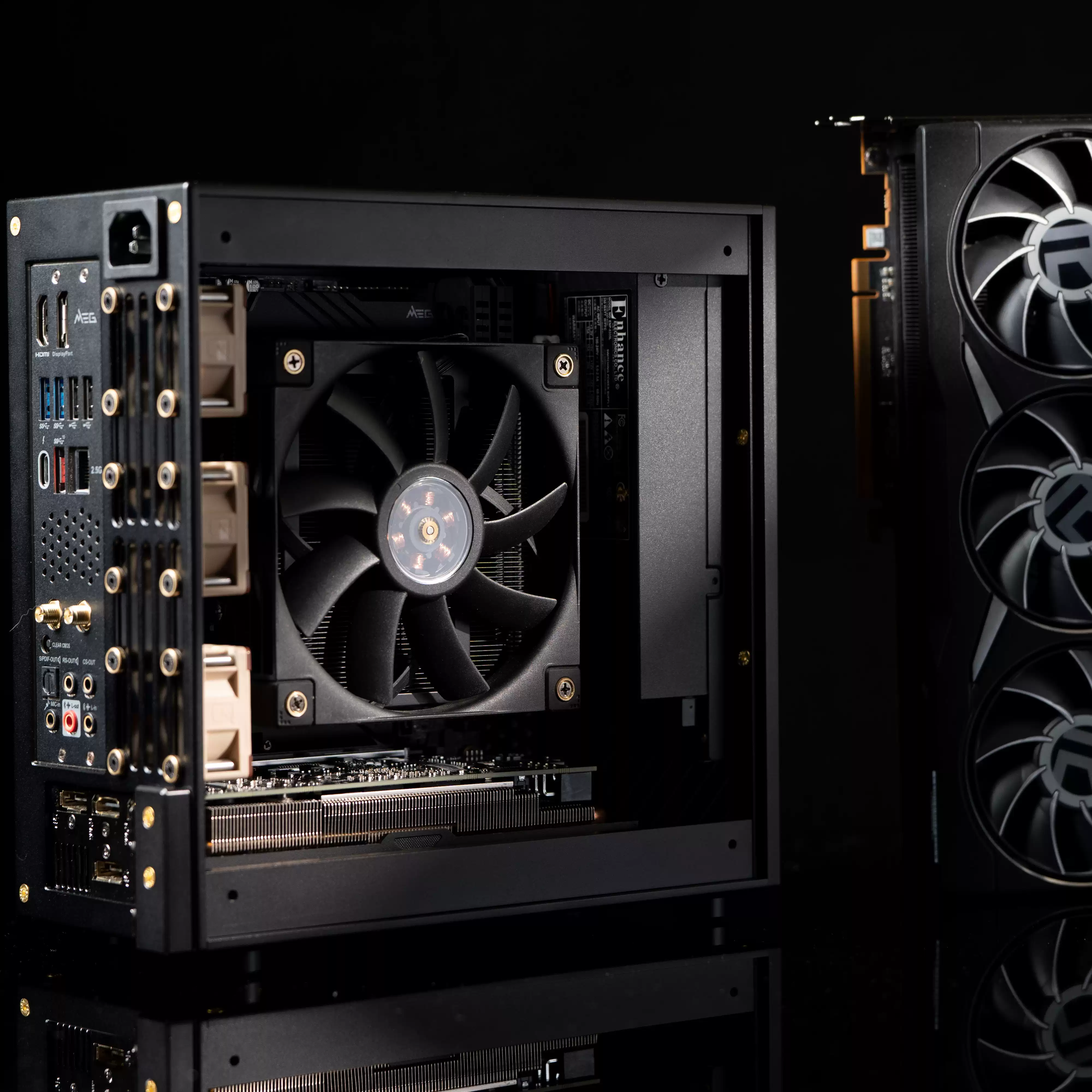 Sff Mini Itx Cnc Aluminum Chassis - LP P6 ITX Kasa Alüminyum CNC